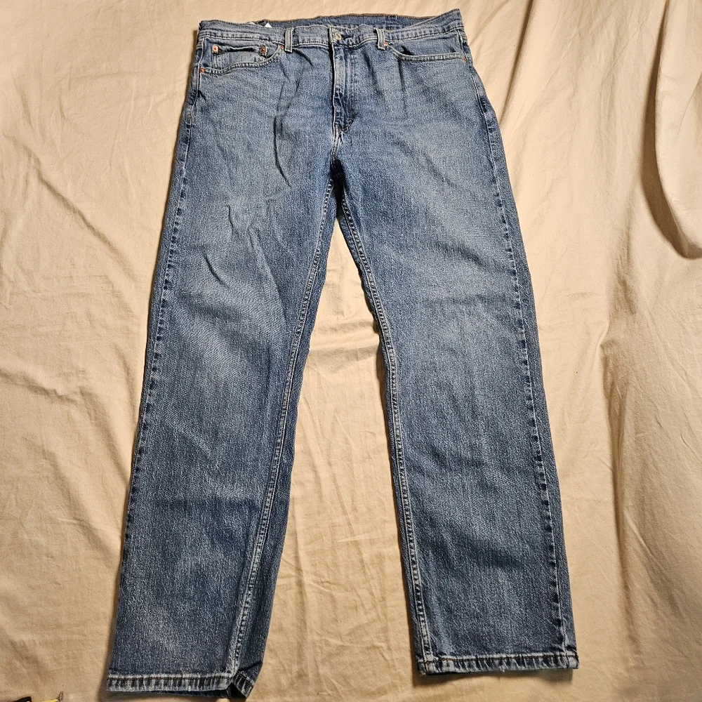 Levi's 505 Men's‎ W38 L32 Regular Fit Straight Leg Blue Denim Jeans Zip Fly